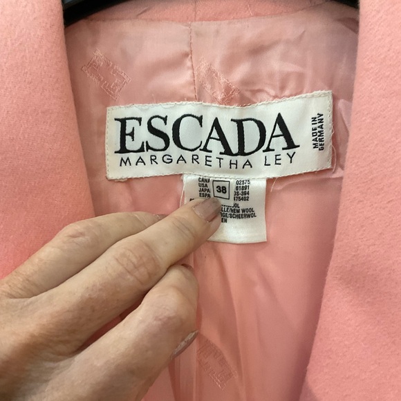Escada Blazer, Soft Peach Pink, Angora Wool, Size 6 / 38, Great Condition! - Picture 3 of 15